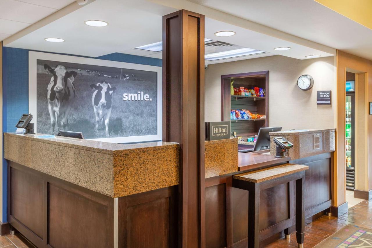 Hotel Hampton Sioux Falls 3*